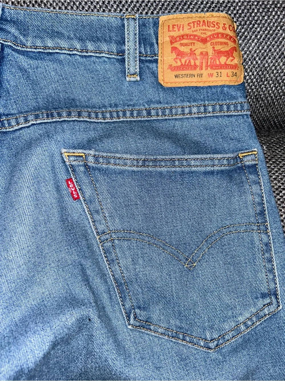 Vintage Levi’s Western Fit Classic Straight Men’s Jeans - Light Blue 31x34